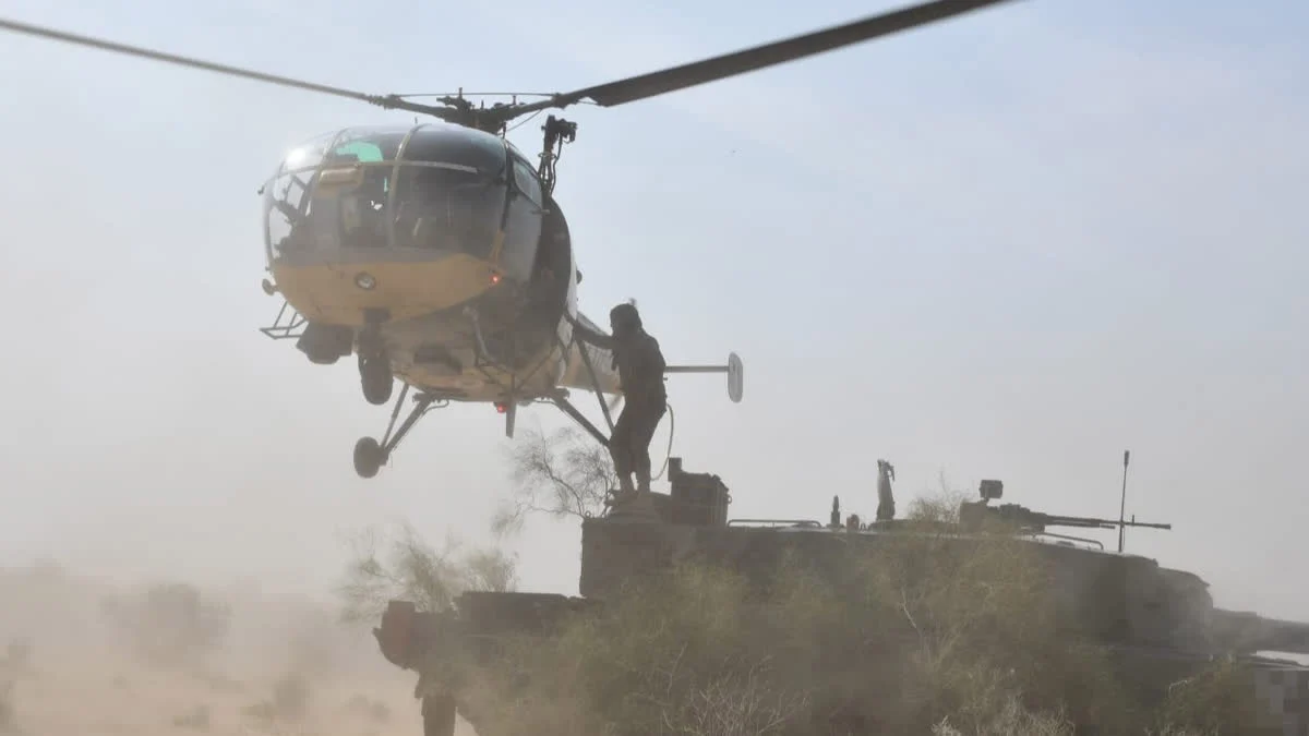 Jaisalmer में भारतीय सेना का संयुक्त अभ्यास ‘अखंड प्रहार-II’, आधुनिक तकनीक और युद्धक क्षमताओं का किया परीक्षण